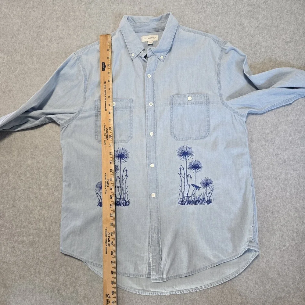 Free‎ Assembly Button Down Shirt Womens L Blue Floral Embroidered Cottagecore